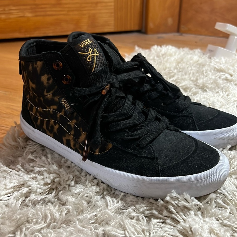 Women’s vans sneakers